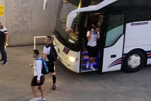 (ΦΩΤΟΣ) Η άφιξη του Απόλλωνα