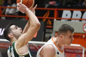 Αναβολή μετά τα νέα κρούσματα