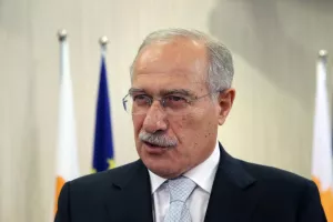 Κυβέρνηση/Δήλωση-αντίδραση για το άνοιγμα των Βαρωσίων