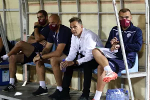 Ξανά ΜΗΔΕΝ