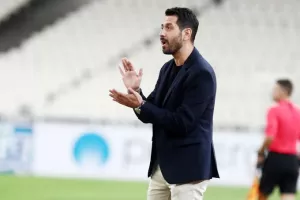 Προς αποχώρηση από την Λαμία ο Πετράκης μετά την ήττα από τον Βόλο