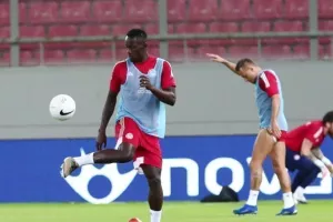 Ο Μαρτίνς σκέφτεται το 4-3-3 και τον αντί-Καμαρά