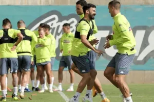 Παναθηναϊκός: Με «Βίγια» και Σαβιέρ, εκτός για μια εβδομάδα ο Μπουζούκης