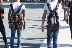Πάει για τις 08:45 το πρώτο κουδούνι σε δύο πόλεις!