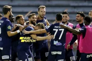 Ο Σαντίκ... καθάρισε για το τρίτο τρίποντο