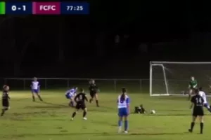 Γκολάρα με ραμπόνα από παίκτρια! (βίντεο)