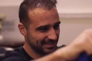 Ανακοίνωσε Φετφατζίδη με "επικό" βίντεο!