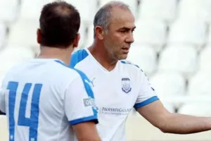 Έξαλλος ο Μάριος/"Πως τόλμησες να προσβάλλεις τον Απόλλωνα;"