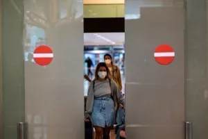 Όλες οι λεπτομέρειες για τα 33 νέα κρούσματα