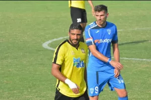 Καπαρτής/Δίπλα στον ΑΣΙΛ