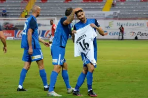 Βαρωσιώτικο με... ένταση/ ΔΙΠΛΟ η Ανόρθωση - ΦΩΝΕΣ η Νέα Σαλαμίνα (Φώτος)