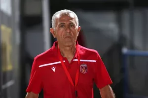 "Απόδραση" από την Πάφο με Χολτ! (φώτος)