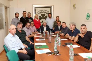 Το νέο Δ/Σ του Σωματείου της Ομόνοιας (Φώτος)