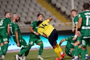Γενέθλια η ΑΕΛ, πάρτι η Ομόνοια! (φώτος)