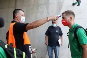 ΦΩΤΟΣ/Η άφιξη της Ομόνοιας