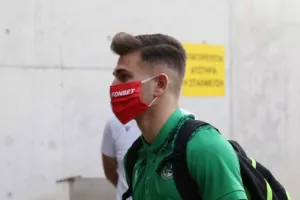ΦΩΤΟΣ/Η άφιξη της Ομόνοιας