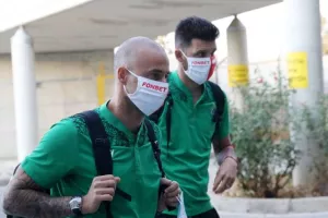 ΦΩΤΟΣ/Η άφιξη της Ομόνοιας