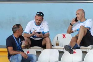 Νίκησε ο Απόλλωνας/ "Νίκησε" και ο... ψυχωμένος Εθνικός! (Φώτος)
