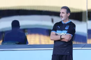 Νίκησε ο Απόλλωνας/ "Νίκησε" και ο... ψυχωμένος Εθνικός! (Φώτος)