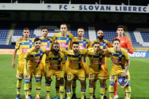 Οδυνηρός αποκλεισμός για το ΑΠΟΕΛ με πέναλτι στο 90+5 (φώτος)