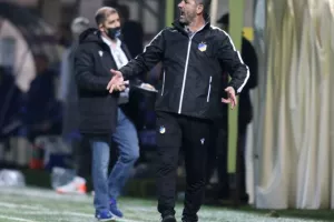 Οδυνηρός αποκλεισμός για το ΑΠΟΕΛ με πέναλτι στο 90+5 (φώτος)