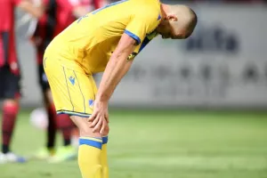 Νέα ΓΚΕΛΑ το κακό ΑΠΟΕΛ/ Βαθμό ο Ερμής! (Φώτος)