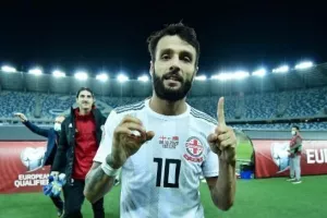 Κάνει σαν... παιδί ο Τορνίκε! (Βίντεο από Λόρια)