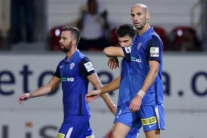 Βαρωσιώτικο με... ένταση/ ΔΙΠΛΟ η Ανόρθωση - ΦΩΝΕΣ η Νέα Σαλαμίνα (Φώτος)