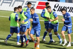 Τρίτη ήττα και... κολλημένοι στο μηδέν (φώτος)