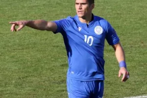Τρίτη ήττα και... κολλημένοι στο μηδέν (φώτος)