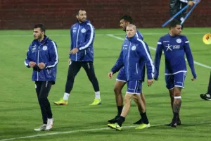 Προπόνηση στην... βροχερή "Elbasan Arena" (Φώτος)