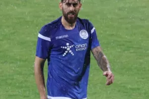 Προπόνηση στην... βροχερή "Elbasan Arena" (Φώτος)