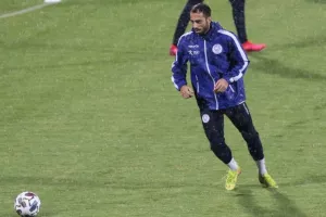 Προπόνηση στην... βροχερή "Elbasan Arena" (Φώτος)