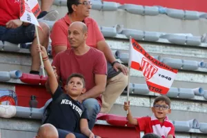 Βαρωσιώτικο με... ένταση/ ΔΙΠΛΟ η Ανόρθωση - ΦΩΝΕΣ η Νέα Σαλαμίνα (Φώτος)