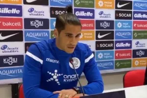 ΠΙΕΡΟΣ/ "Δύσκολος αγώνας από κάθε άποψη - Δεν υπάρχει χρόνος για απογοήτευση" (Βίντεο)
