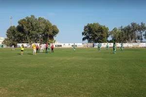 Νίκη στη Δερύνεια με Σόουζα (φώτος)