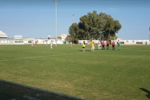 Νίκη στη Δερύνεια με Σόουζα (φώτος)