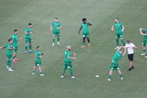 Η εντεκάδα της Ομόνοιας/Στον πάγκο ο Σεχού 