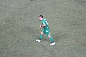 (ΦΩΤΟΣ/ΕΚΠΛΗΞΗ) Με τη νέα φανέλα της η Ομόνοια! 