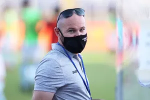 Χαμογελά ο Σίμος