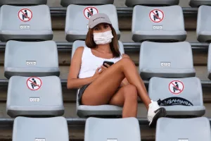 ΧΩΡΙΣ αντίπαλο...