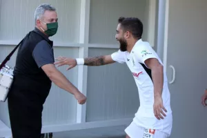 H ΑΕΚ πήρε το αήττητο της Δόξας (φώτος)