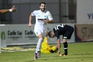 Μαυροπράσινο... διπλό με ΥΠΟΓΡΑΦΗ Φαν Κέσελ! (φώτος)