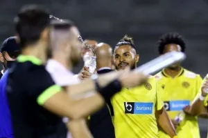 2/2 η ΑΕΛ