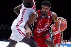 Χάινς: "Ακόμα αποκαλώ αδέλφια μου τους Σπανούλη και Πρίντεζη"