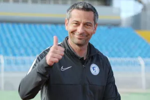 ΤΕΛΟΣ ο Κλάφουριτς