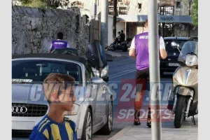 VIRAL/Παίκτες άφησαν το ζέσταμα και έτρεχαν να απομακρύνουν τα οχήματά τους! (Φώτος)