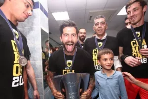 ΑΕΚ σε Κονέ: «Φόρεσες και τίμησες τη φανέλα μας» (φώτο)