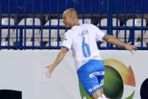 Προσεχώς... Λάρσον!