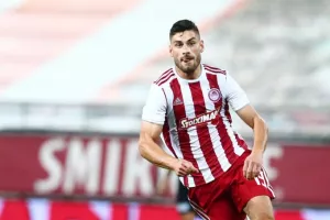 Νέο συμβόλαιο για Μασούρα